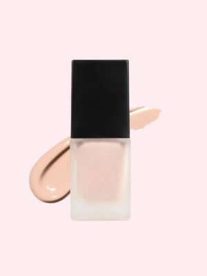 Smooth Natural-Looking Liquid Foundation