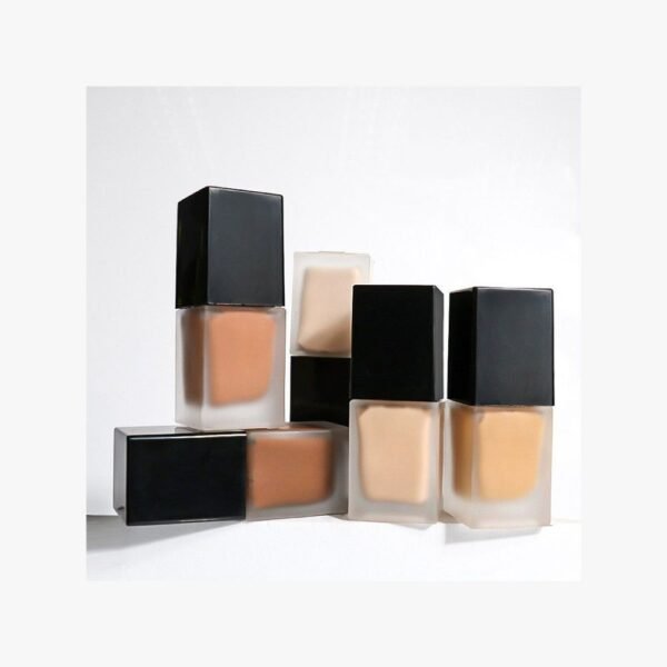 Smooth Natural-Looking Liquid Foundation - 图片 5