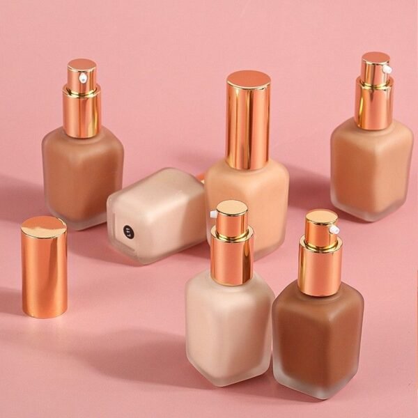 Matte Longwear High Coverage Foundation - 图片 5